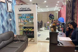 Salon in Ahmedgarh | Cuts Point Beauty Academy image