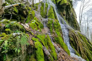 Cascadele de Travertin (Cascada Şipote) image