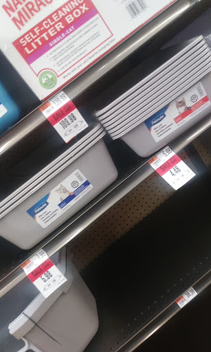 Pet Supply Store «Pet Supplies Plus», reviews and photos, 22381 Pontiac Trail, South Lyon, MI 48178, USA