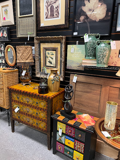 Furniture Store «Church Ladies Furniture Consignment», reviews and photos, 3570 Buford Hwy #204, Duluth, GA 30096, USA