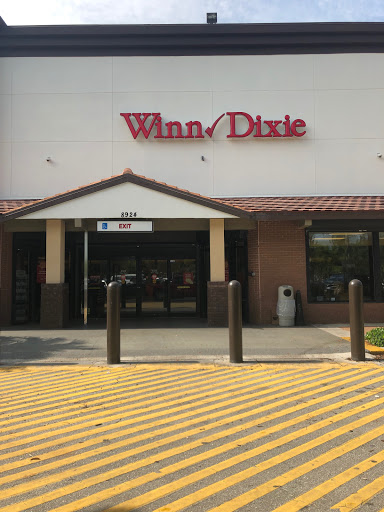 Grocery Store «Winn-Dixie», reviews and photos, 8924 N Military Trl, Palm Beach Gardens, FL 33410, USA