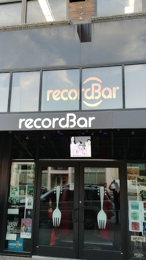 Bar «Record Bar», reviews and photos, 1520 Grand Blvd, Kansas City, MO 64108, USA