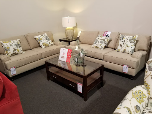 Furniture Store «Value City Furniture», reviews and photos, 945 E Lewis and Clark Pkwy, Clarksville, IN 47129, USA