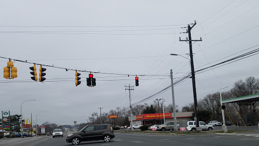 Auto Parts Store «Advance Auto Parts», reviews and photos, 320 N Dupont Blvd, Smyrna, DE 19977, USA