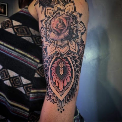 Tattoo Shop «Heavy Water Tattoo», reviews and photos, 22606 E Cliff Dr, Santa Cruz, CA 95062, USA