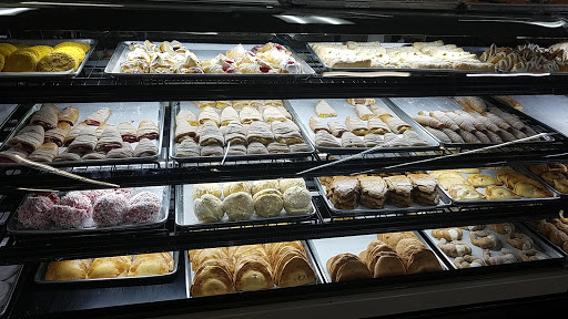 Grocery Store «Vista Central Market», reviews and photos, 2231 N Zaragoza Rd, El Paso, TX 79938, USA