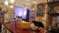 Atmosphère du Restaurant méditerranéen Au Bon Endroit à Nîmes - n°2