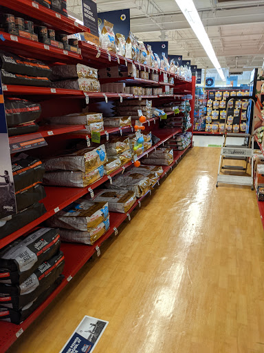 Pet Supply Store «Petco Animal Supplies», reviews and photos, 801 W Lake Ave, Peoria, IL 61614, USA