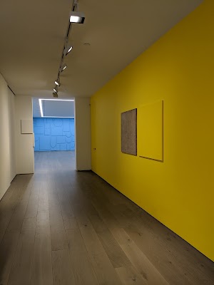 PERROTIN NEW YORK - photo 29