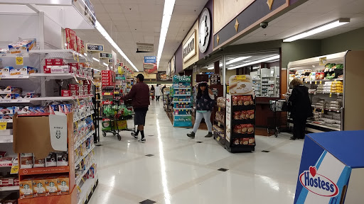 Grocery Store «Safeway», reviews and photos, 2525 SE Tualatin Valley Hwy, Hillsboro, OR 97123, USA