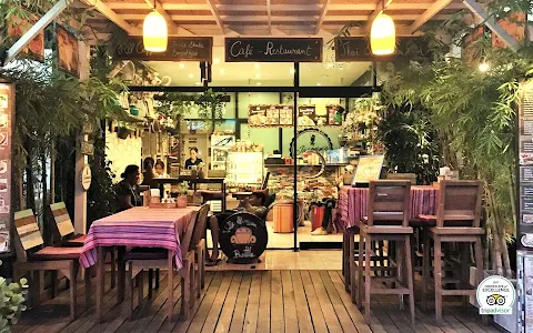 Jasmin's Café image