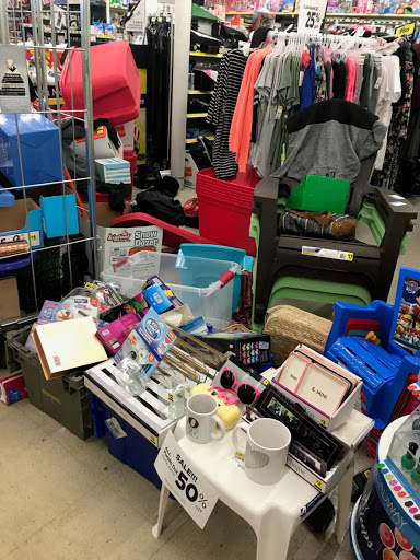 Discount Store «Dollar General», reviews and photos, 431 Broadway, Gloucester City, NJ 08030, USA