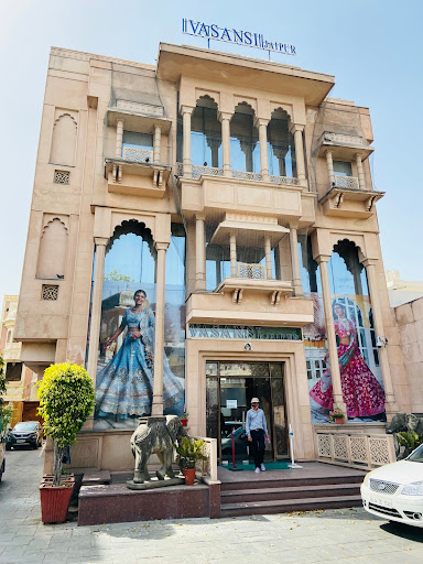 गॉडमदर ड्रेस जयपुर