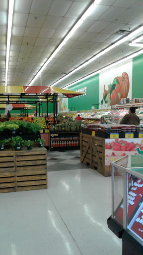 Grocery Store «Fiesta Mart», reviews and photos, 611 W Jefferson Blvd, Dallas, TX 75208, USA