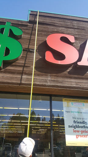 Grocery Store «Sav-Mor Foods», reviews and photos, 14001 Lakeridge Cir, Magalia, CA 95954, USA