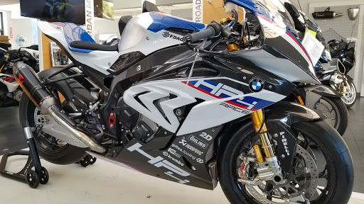 BMW Motorcycle Dealer «BMW Motorcycles Southeast Michigan», reviews and photos, 14855 Sheldon Rd, Plymouth, MI 48170, USA