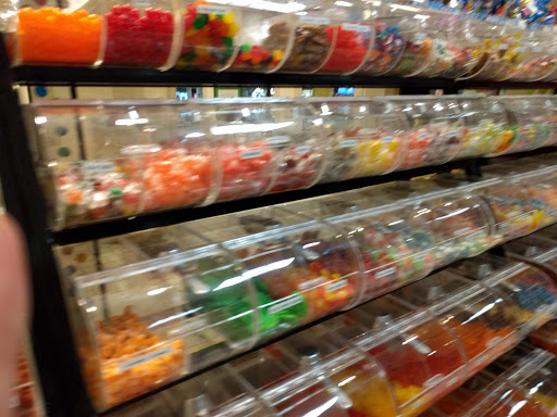 Shopping Mall «Fifth Avenue Place», reviews and photos, 201 Fifth Ave, Pittsburgh, PA 15222, USA