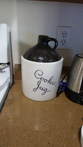 Thrift Store «ReTails Thrift Store», reviews and photos, 5000 NE Fourth Plain Blvd, Vancouver, WA 98661, USA