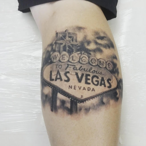 Explore tattoo ideas daisy, creative tattoo ideas in Radcliff, available at Iron Orchid Tattoo Radcliff