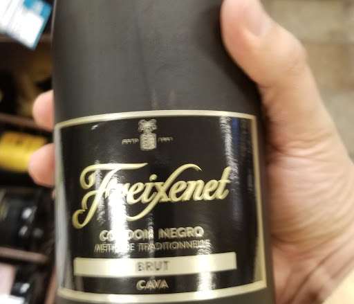 Liquor Store «ABC Fine Wine & Spirits», reviews and photos, 1405 E Brandon Blvd, Brandon, FL 33511, USA