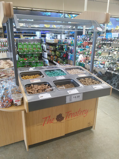 Pet Supply Store «Petco Animal Supplies», reviews and photos, 1215-1309 NJ-33 #1, Hamilton Township, NJ 08690, USA