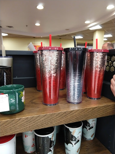 Coffee Shop «Starbucks», reviews and photos, 5065 Main St, Trumbull, CT 06611, USA