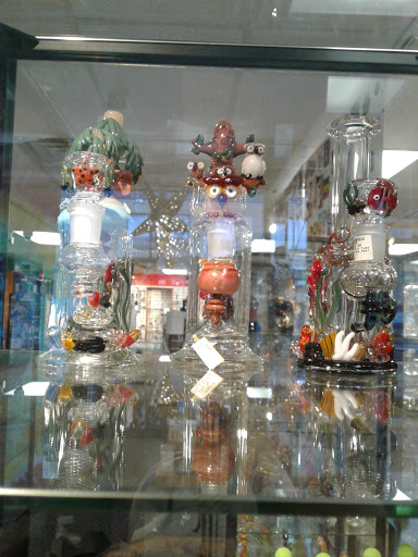 Cigar Shop «Green Zone Smoke & Gift Shop», reviews and photos, 84 Green St, Worcester, MA 01604, USA