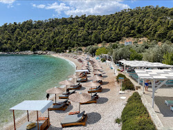 Foto di Spiaggia di Leftos Gialos con molto pulita livello di pulizia