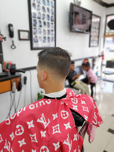 Barber Shop «Stop Barber Shop», reviews and photos, 11917 E Colonial Dr, Orlando, FL 32826, USA