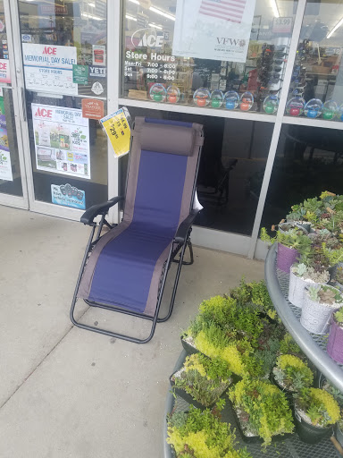 Hardware Store «Charleston Ace Hardware», reviews and photos, 1320 E St, Charleston, IL 61920, USA