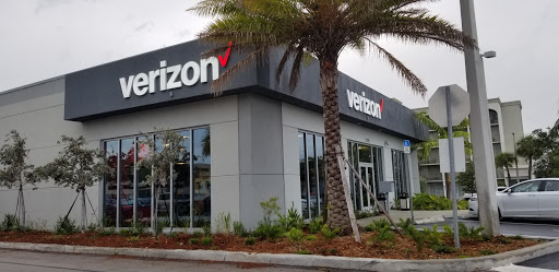 Cell Phone Store «Verizon», reviews and photos, 12190 Biscayne Blvd, North Miami, FL 33181, USA