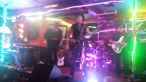 Bar «Kas Bar», reviews and photos, 234 SW Cutoff, Worcester, MA 01604, USA