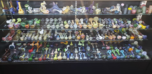 Novelty Store «Hazel Sky Smoke shop Fredericksburg», reviews and photos, 5244 Fredericksburg Rd, San Antonio, TX 78229, USA