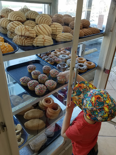 La Concha Bakery