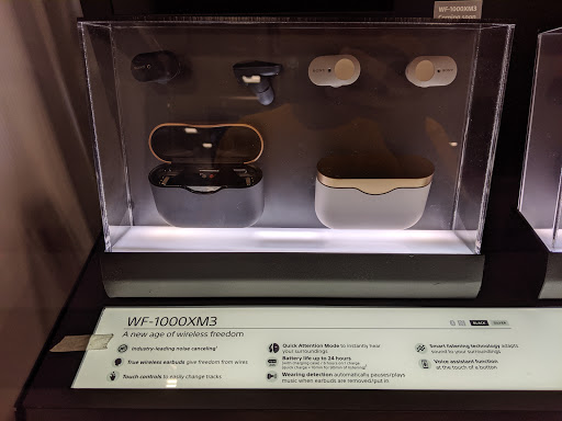 Electronics Store «Best Buy», reviews and photos, 1405 Spring Meadows Dr, Holland, OH 43528, USA