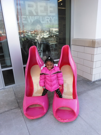 Book Store «Barnes & Noble», reviews and photos, 2621 Plainfield Rd, Joliet, IL 60435, USA