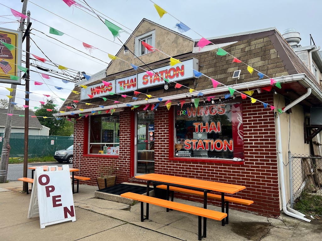 WINGS & THAI STATION 19805