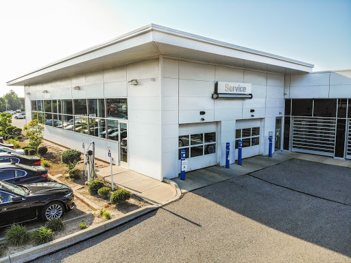 BMW Dealer «BMW Cleveland», reviews and photos, 6135 Kruse Dr, Solon, OH 44139, USA