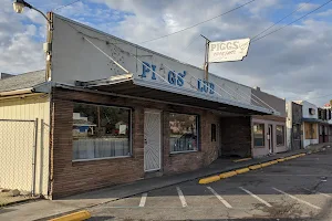 Piggs' Club image