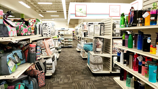 Clothing Store «Burlington Coat Factory», reviews and photos, 3333 N State Rd 7, Lauderdale Lakes, FL 33319, USA