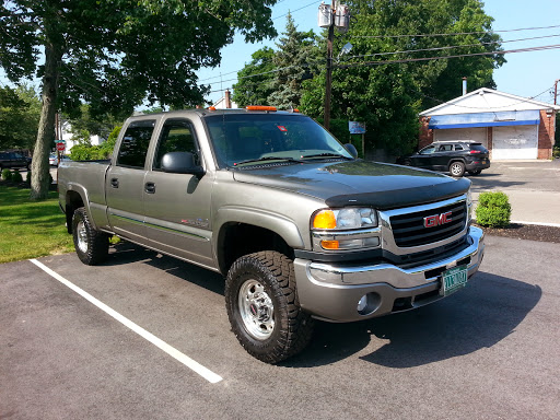 Auto Body Shop «C & C Collision», reviews and photos, 26 Texaco Ave, Port Jefferson, NY 11777, USA