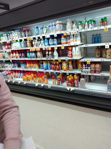 Grocery Store «Stop & Shop», reviews and photos, 1100 Massachusetts Ave, Dorchester, MA 02125, USA