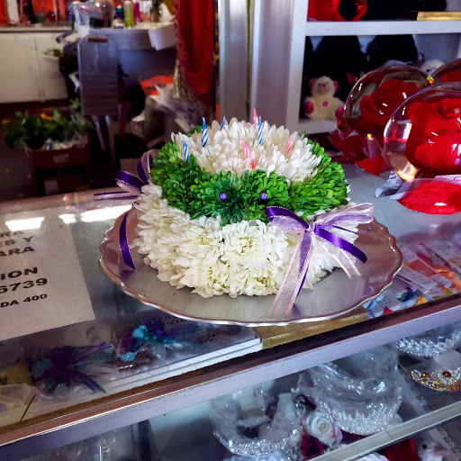 Florist «State Street Flowers & More», reviews and photos, 8401 State St, South Gate, CA 90280, USA