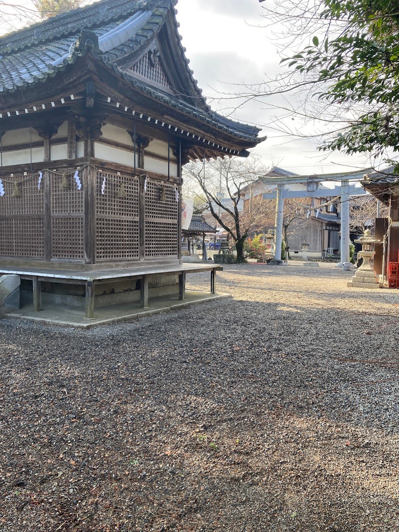 白山神社