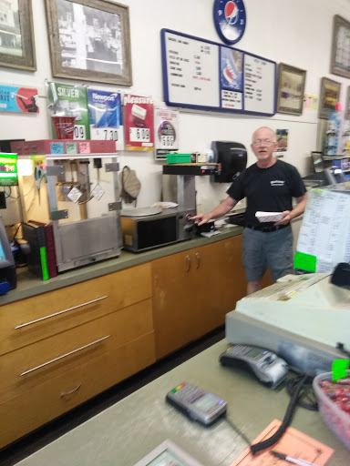 Grocery Store «Mohawk General Store», reviews and photos, 91130 Donna Rd, Springfield, OR 97478, USA