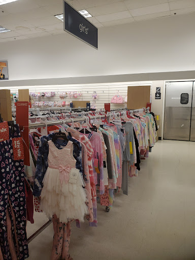 Department Store «Marshalls», reviews and photos, 425 Ernest W Barrett Pkwy NW, Kennesaw, GA 30144, USA