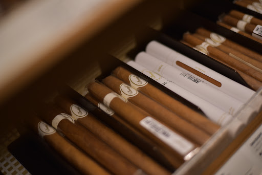 Cigar Shop «Elephant Cigars & Gifts - il regalo preferito», reviews and photos, 2801 W Expy 83, McAllen, TX 78503, USA