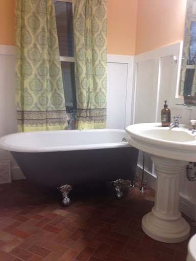 House Cleaning Service «Sparkly House Cleaning», reviews and photos, 235 E Pittsburgh Ave, Milwaukee, WI 53204, USA