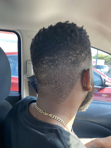 Barber Shop «Finos Barber Shop», reviews and photos, 11230-B Grandview Ave #4, Wheaton, MD 20903, USA