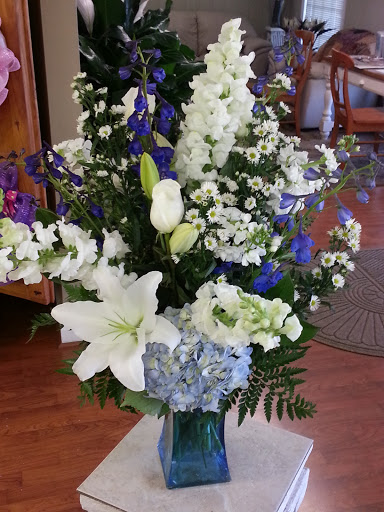Florist «Starclaire House of Flowers Florist», reviews and photos, 1421 Emerywood Dr, Charlotte, NC 28210, USA